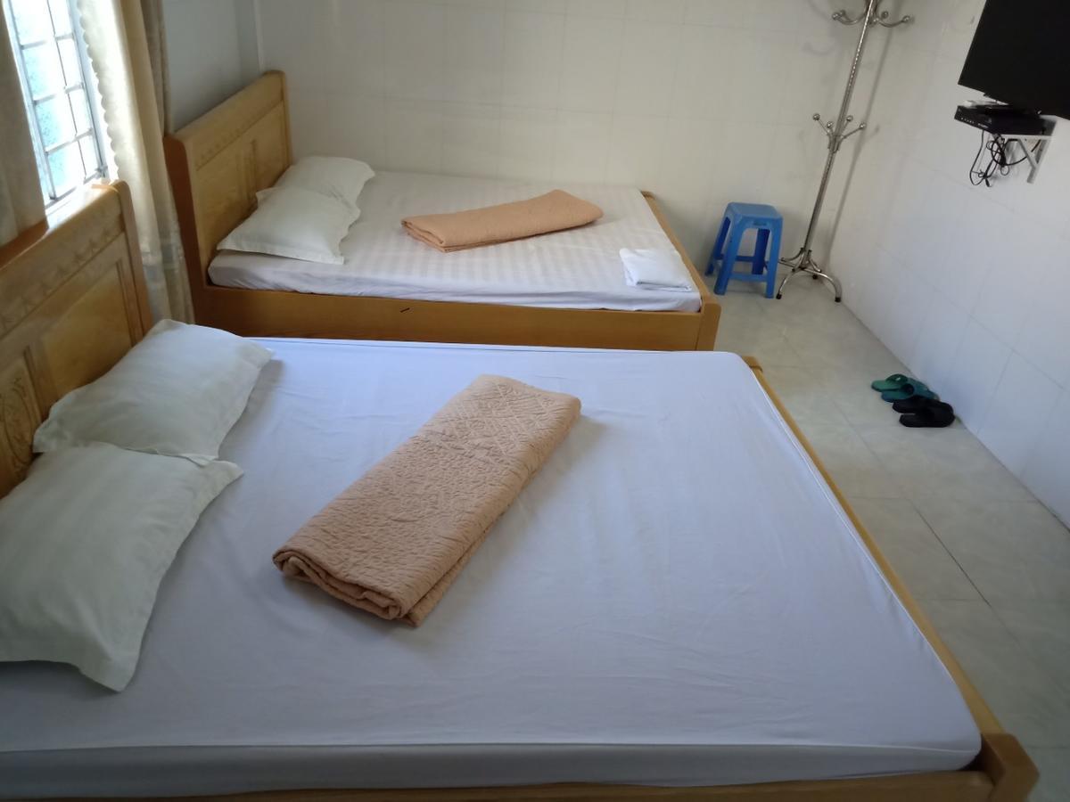 Nha Nghi Phuong Thao Bed & Breakfast Quan Lan Exterior photo